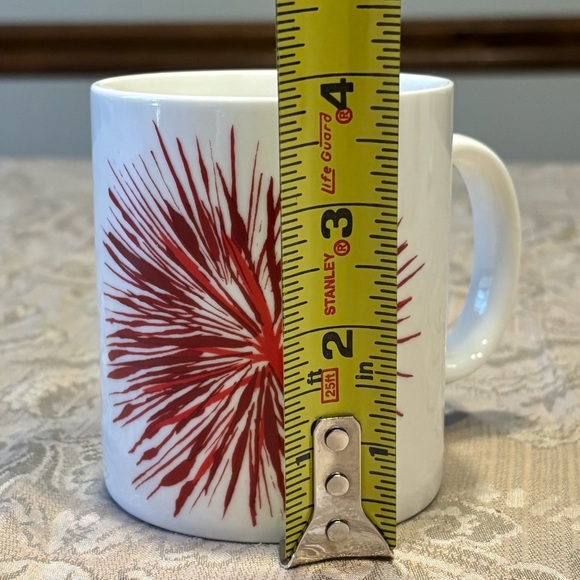 STARBUCKS 2014 Starburst Red/White Christmas 12 oz mug-Excellent Used Condition - Picture 11 of 12